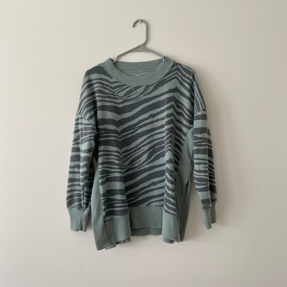 Aerie zebra sweatshirt